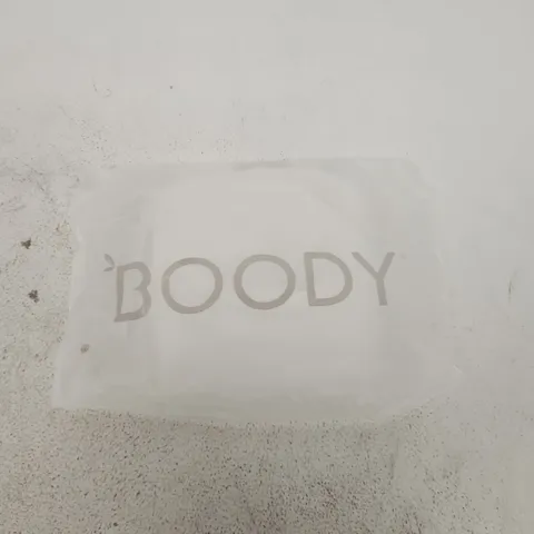 BOODY FULL BUST WIRELESS BRA β WHITE, UK SIZE S