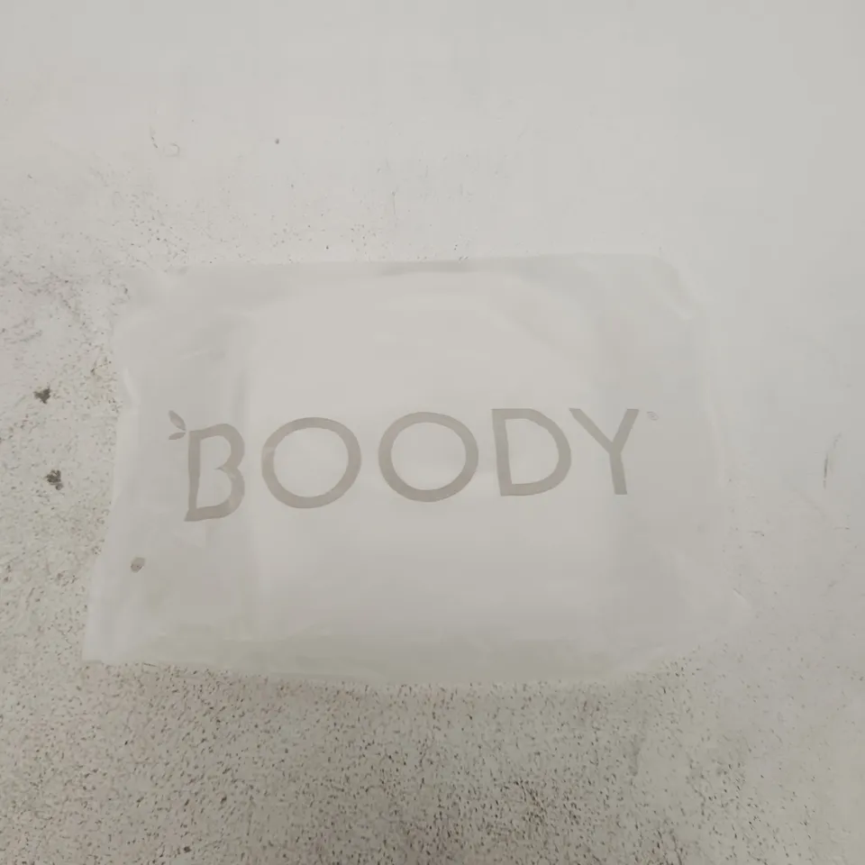 BOODY FULL BUST WIRELESS BRA – WHITE, UK SIZE S