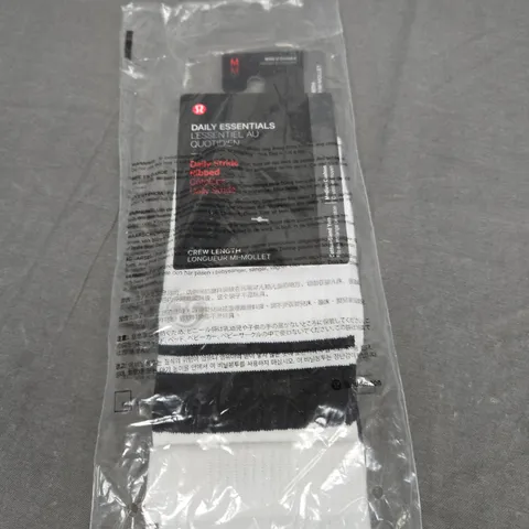 LULULEMON RIBBED SOCKS