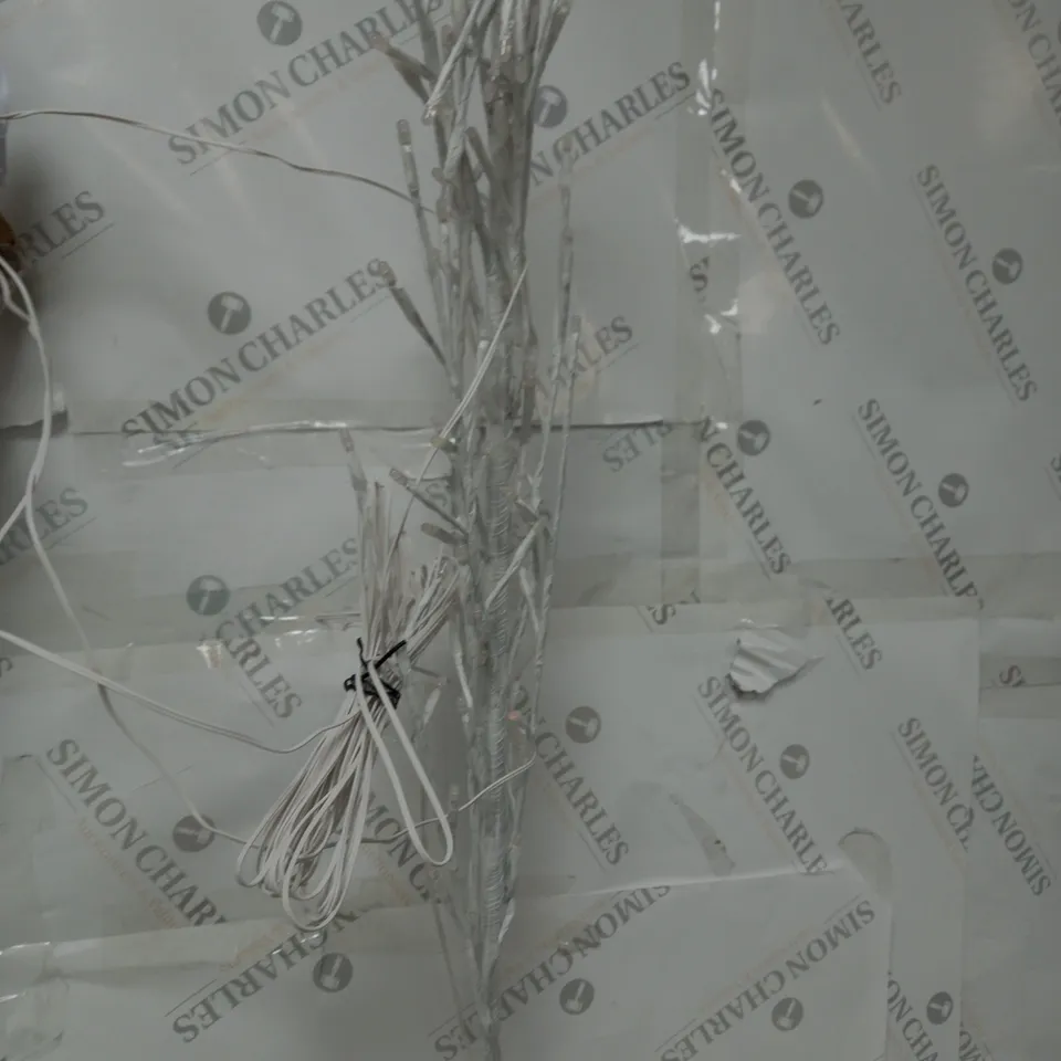 BOXED HOME REFLECTIONS PRE-LIT 4FT FLAT TREE - COLLECTION ONLY