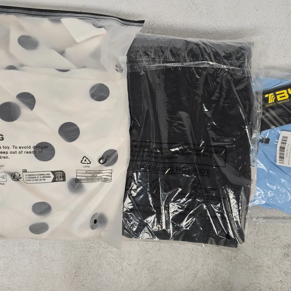 APPROXIMATELY 20 ASSORTED CLOTHING AND FASHION PRODUCTS IN VARIOUS STYLES AND SIZES - COLLECTION ONLY