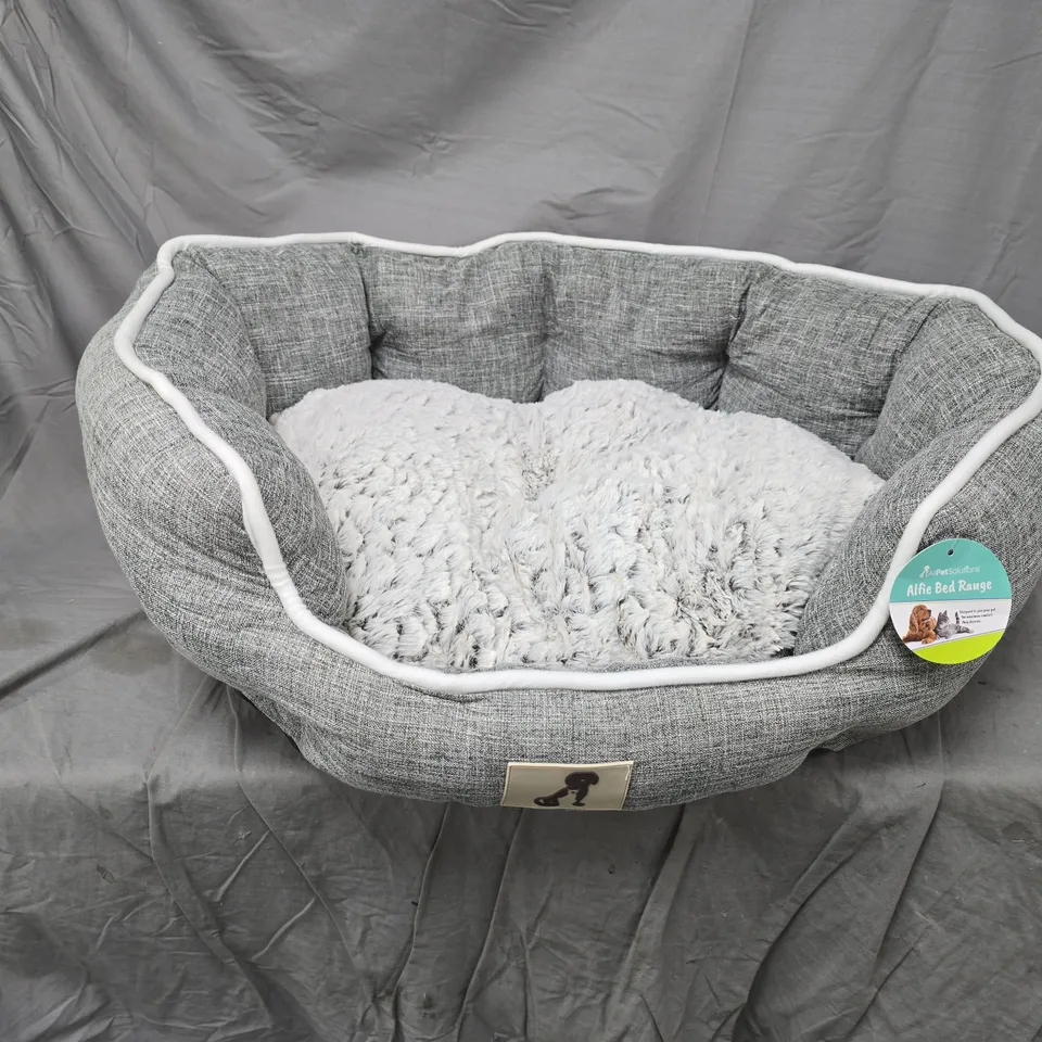 ALL PET SOLUTIONS ALFIE BED RANGE DOG BED – GREY FABRIC WITH PLUSH CUSHION