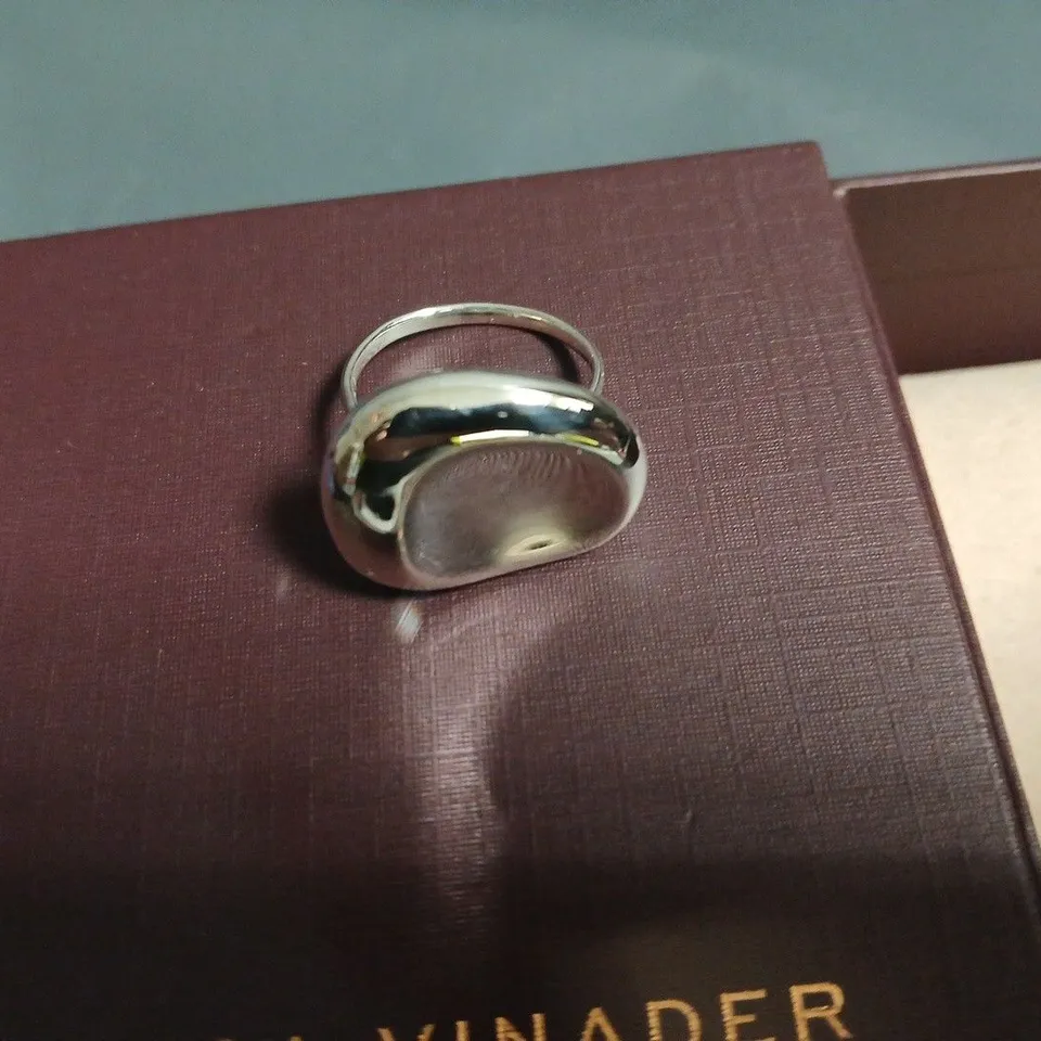 LOT OF 5 ASSORTED BOXED MONICA VINADER JEWELLERY ITEMS