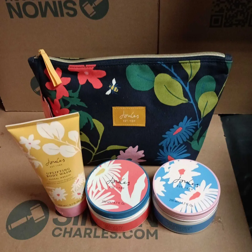 JONES BEAUTY GIFT SET IN NAVY FLORAL POUCH (EST. 1989) – UPLIFTING BODY WASH AND TWO TINS