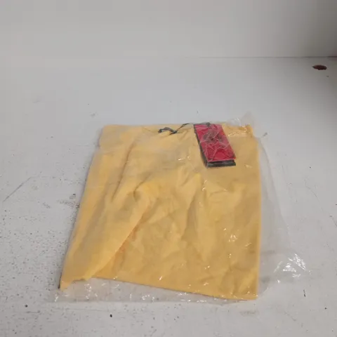 BAXMEN CULTWEAR T-SHIRT – YELLOW, UK L