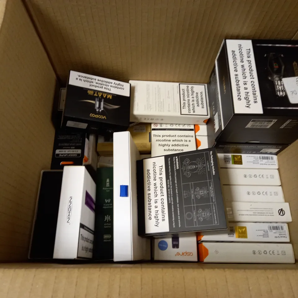 BOX OF APPROXMATELY 25 E-CIGARETTES AND LIQUIDS TO INCLUDE ASPIRE FAVOSTIX, VOOPOO MAAT TANK, VALYRAN III KIT, ETC
