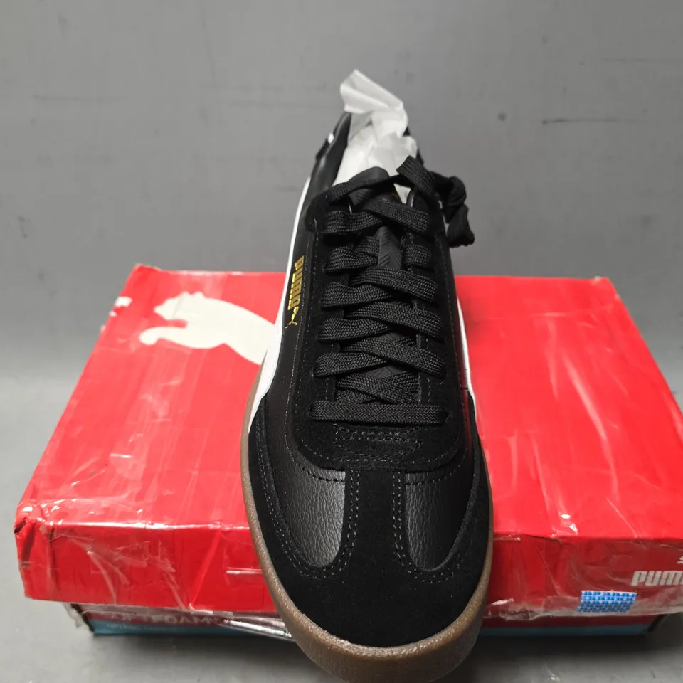 PUMA BLACK & WHITE TRAINERS - UK 8 