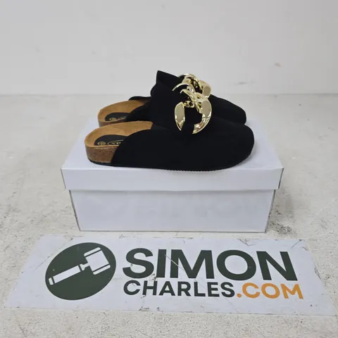BOXED PAIR OF SPOT ON SLIP ON SHOES IN BLACK - UK 3