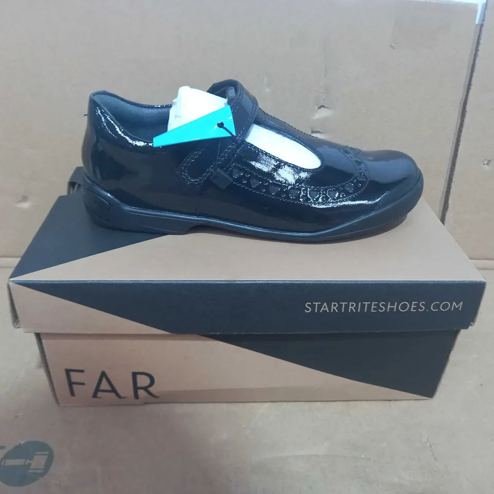 BOXED PAIR OF START RITE SHOES IN BLACK EU SIZE 31