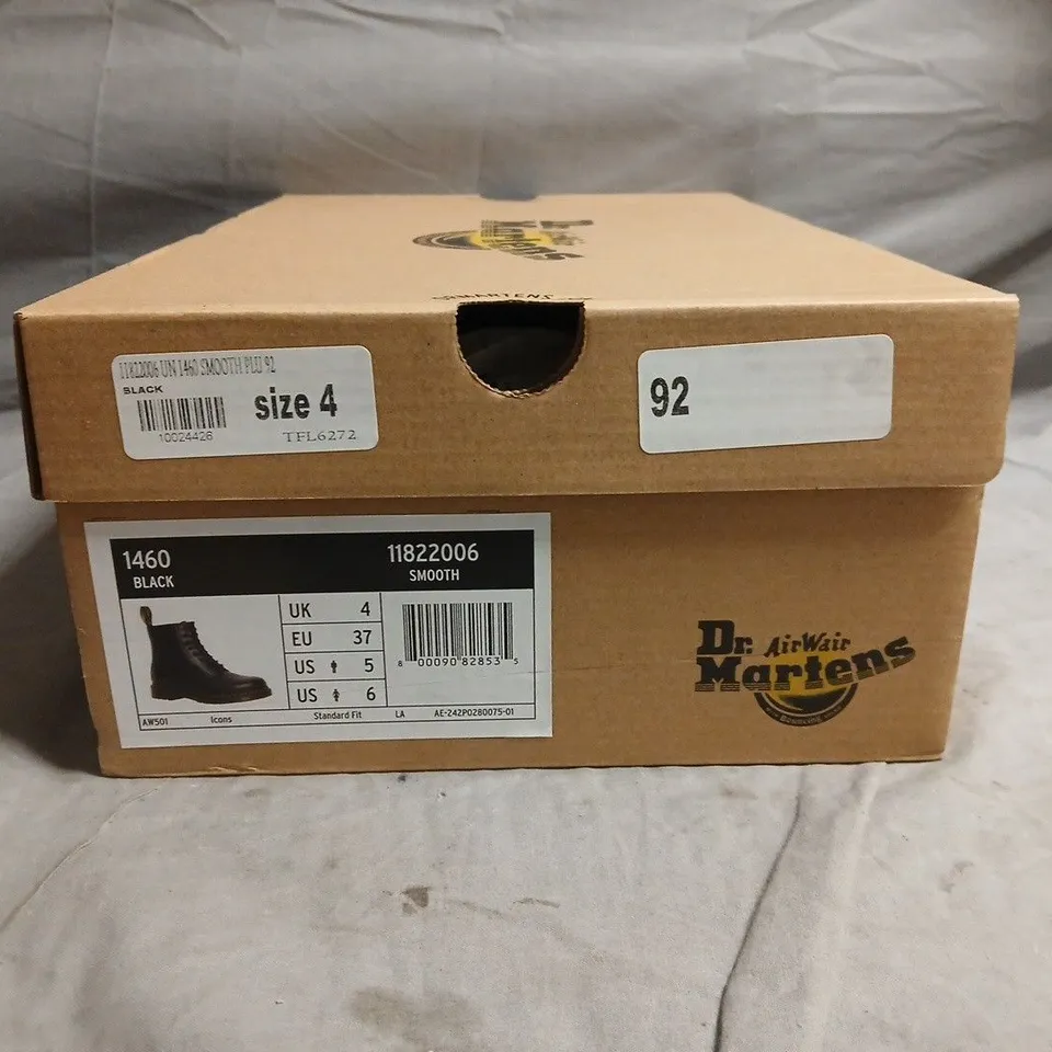 DR. MARTENS 1460 BLACK SMOOTH LEATHER BOOTS – UK 4
