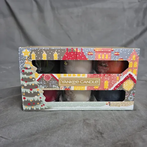 YANKEE CANDLE GIFT SET – 6 MINI CANDLES IN FESTIVE WINTER BOX