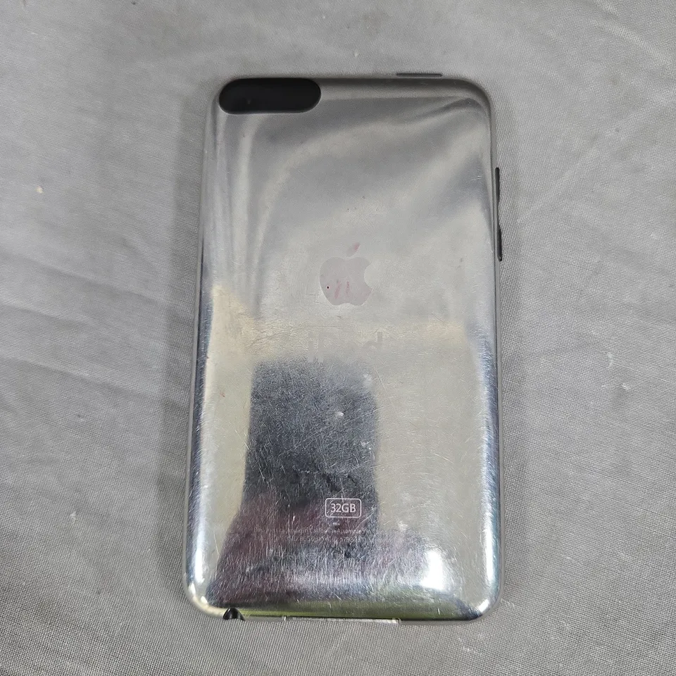 APPLE IPOD TOUCH 3RD GEN 