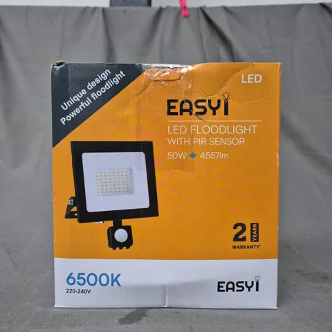 BOXED EASYI 6500K 50W LED FLOODLIGHT WITH PIR SENSOR