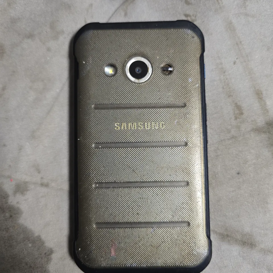 SAMSUNG GALAXY XCOVER 3 SMARTPHONE