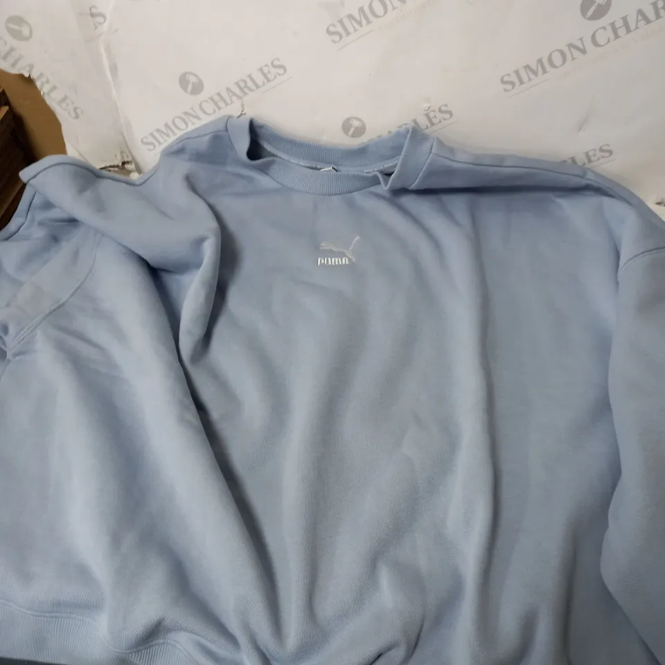 50 CLOTHING ITEMS INCLUDING NIKE AND PUMA