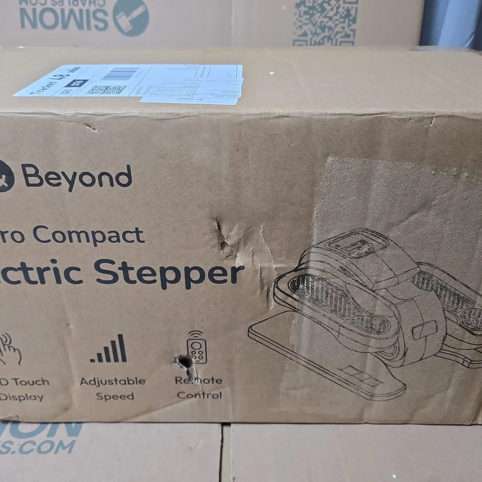 SIMON & BEYOND STEPPRO COMPACT ELECTRIC STEPPER – BOXED