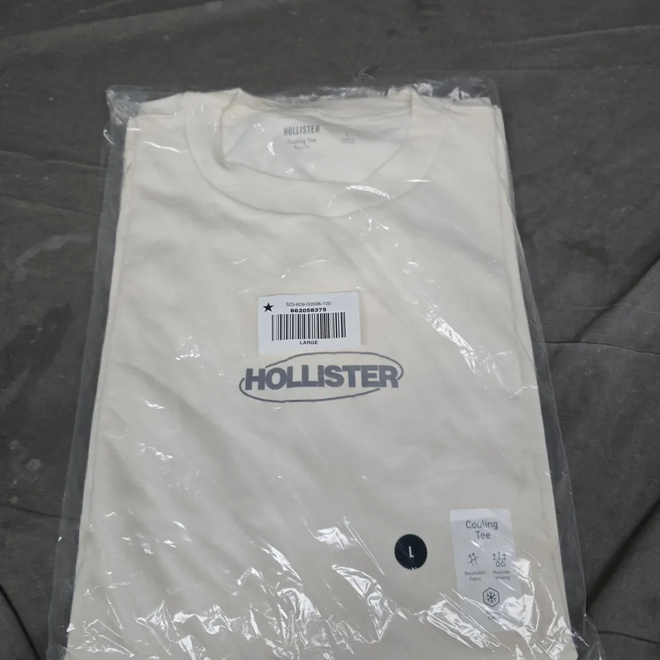 HOLLISTER WHITE T-SHIRT – COOLING TEE, SIZE L