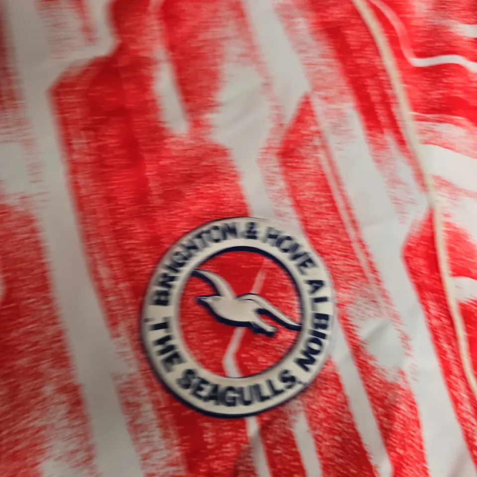 BRIGHTON & HOVE ALBION FC CLASSIC JERSEY – RED/WHITE DIAGONAL STRIPE, CREST, RIBERO, MEN'S SIZE 44-46