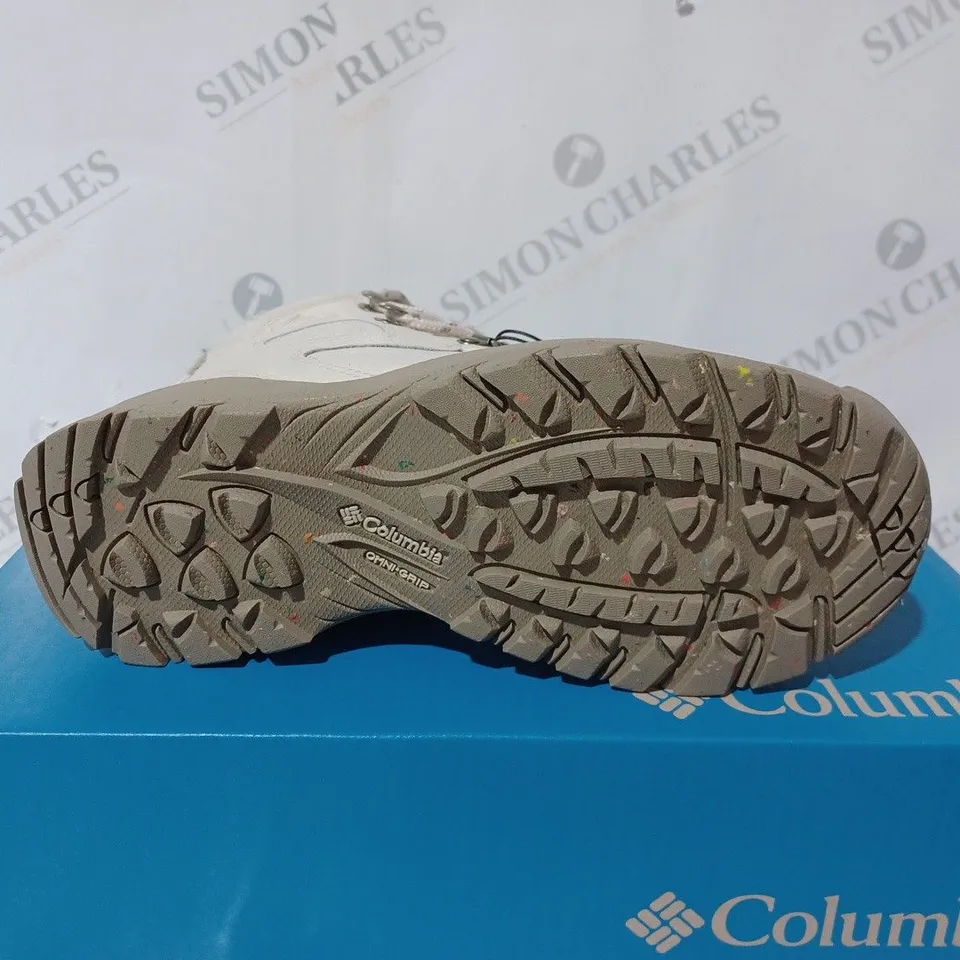 COLUMBIA NEWTON RIDGE WP OMI HEAT WALKING BOOTS - UK 4