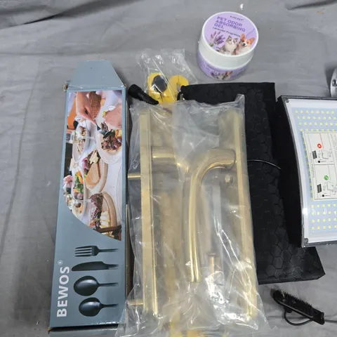 BOX OF ASSORTED ITEMS TO INCLUDE DOOR HANDLES - UTENSILS - LED LIGHTS 
