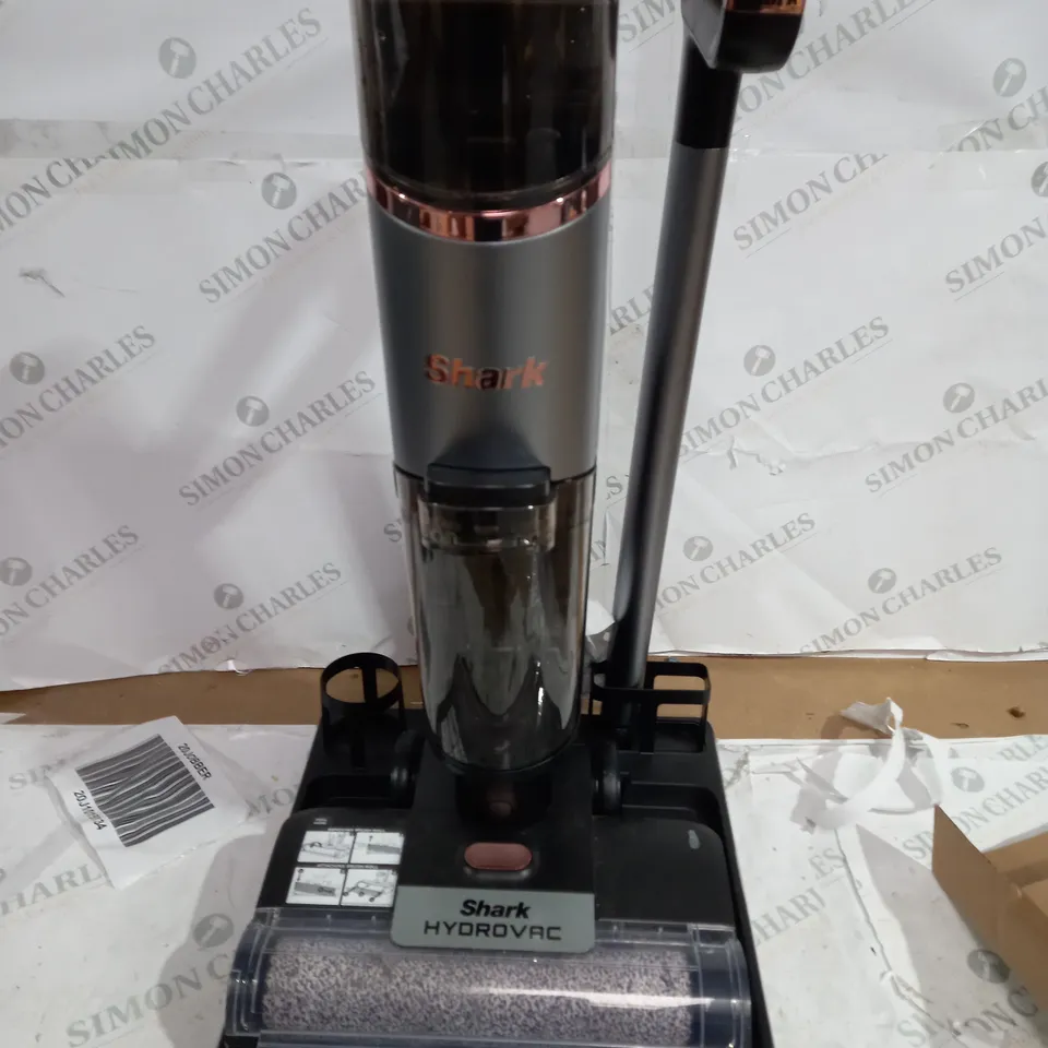 BOXED SHARK HYDROVAC HARD FLOOR WET & DRY CORDLESS CLEANER WD210UK