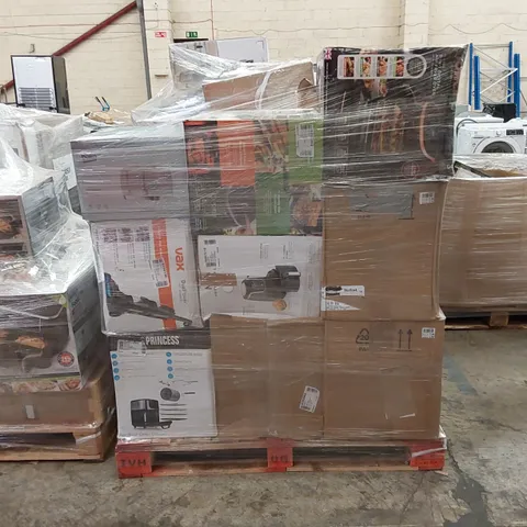 PALLET OF APPROXIMATELY 25 UNPROCESSED RAW RETURN HOUSEHOLD AND ELECTRICAL GOODS TO INCLUDE;