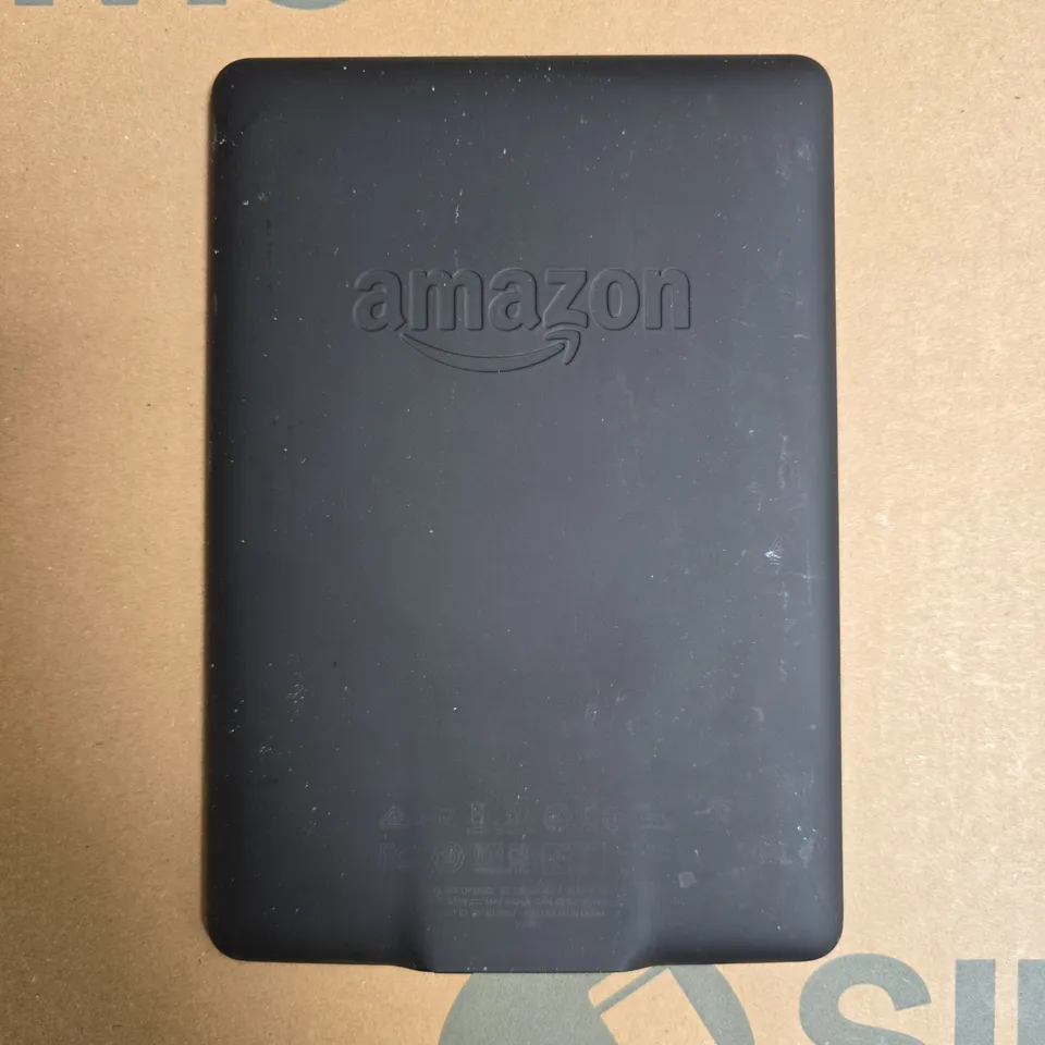 AMAZON KINDLE PAPERWHITE (5TH GENERATION), 6" E READER