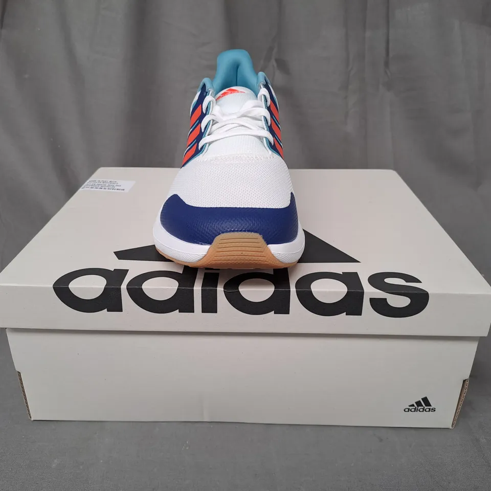 BOXED PAIR OF ADIDAS FORTARUN 2.0 K SHOES IN WHITE/BLUE/ORANGE UK SIZE 4