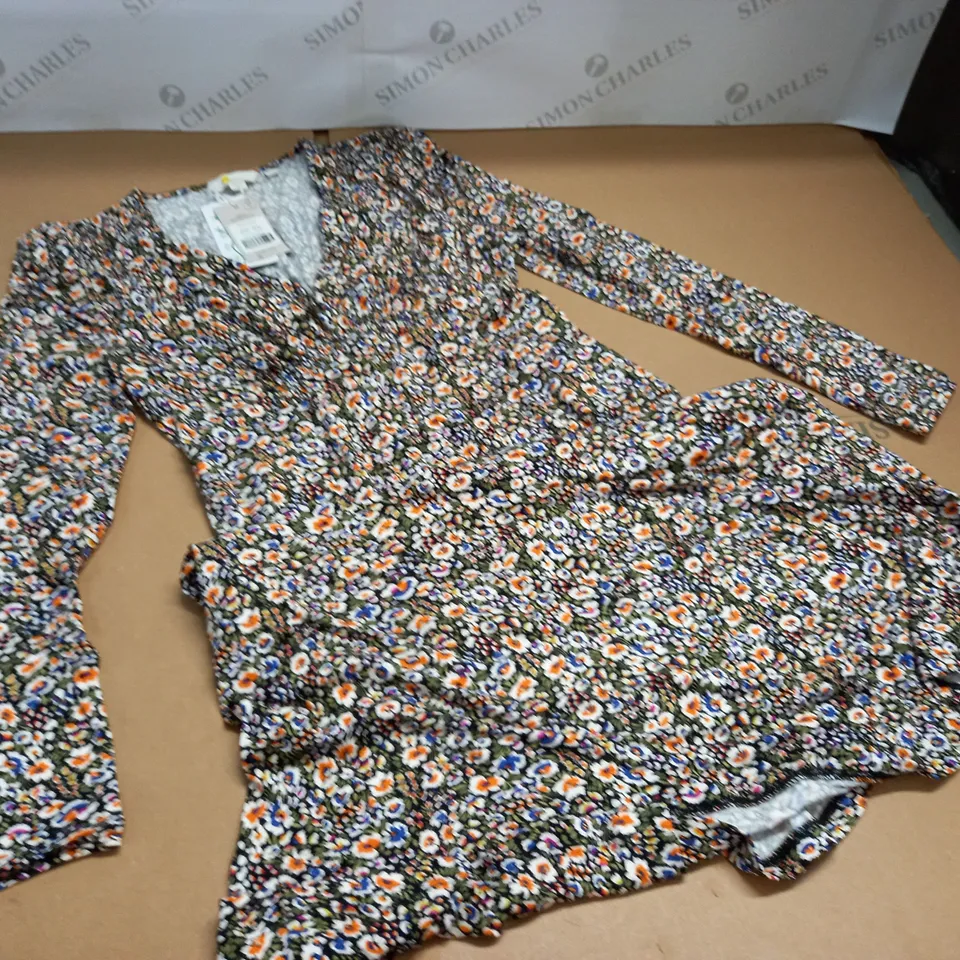 BODEN FLORAL DRESS - UK 10L