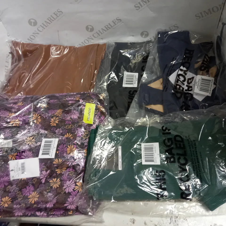 BOX OF 6 BRAND NEW COTTON:ON CLOTHES TO INCLUDE BIKINIS, TIGHTS, LEATHER PANTS ETC
