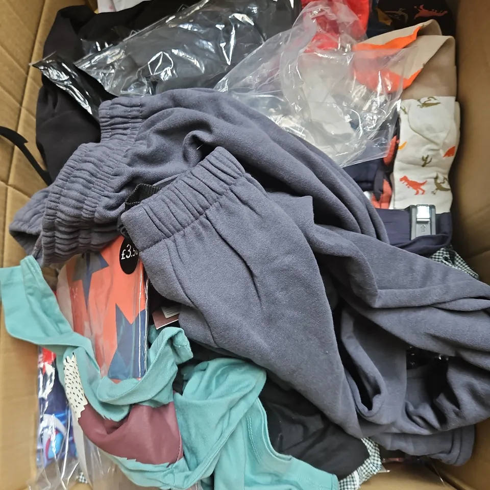 BOX OF APPROXIMATELY 30 ASSORTED KIDS CLOTHING ITEMS TO INCUDE - PYJAMAS, TOPS, JOGGERS, ETC