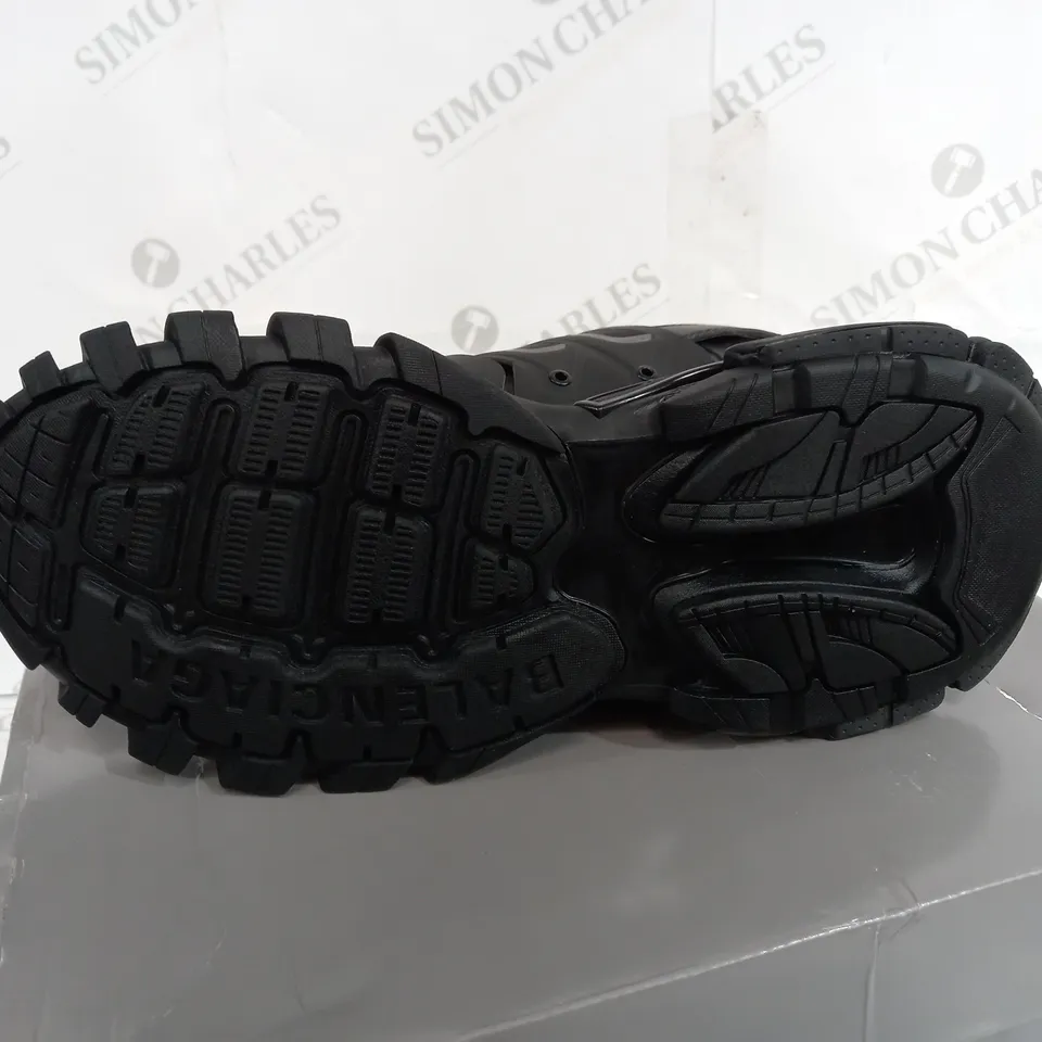 BOXED PAIR OF BALENCIAGA TESS.S.GOMMA BLACK TRAINERS SIZE 12