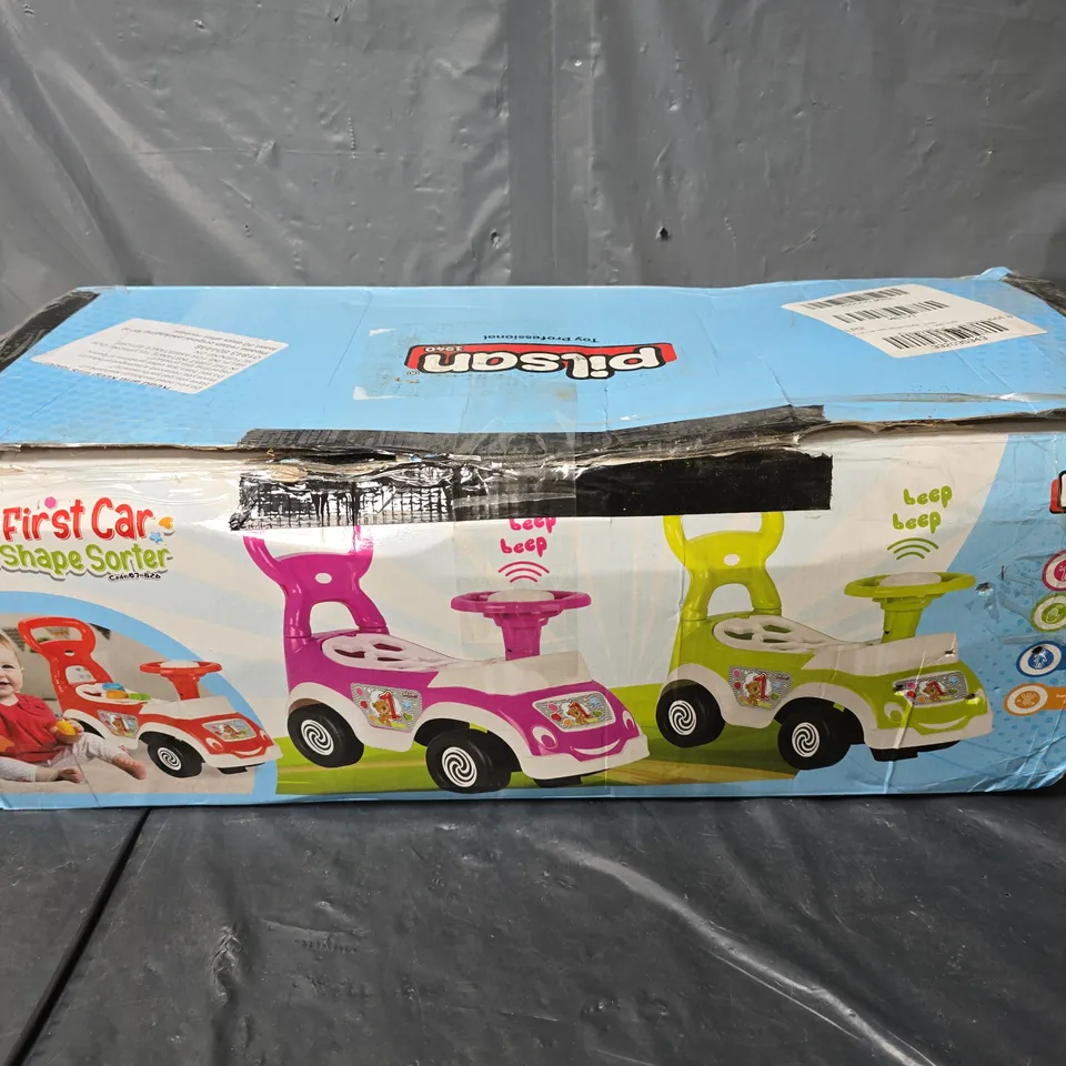 PILSAN MY FIRST CAR WITH SHAPE SORTER - PINK