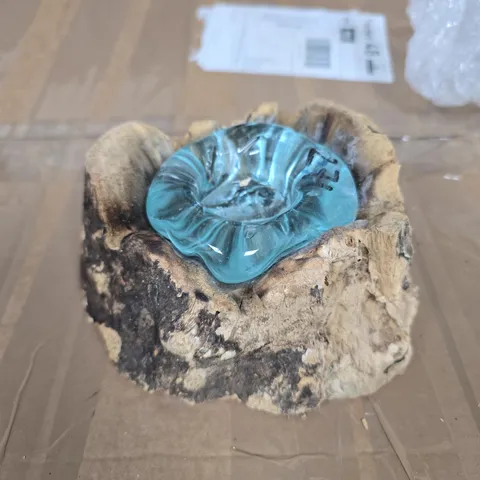 BOX OF APPROXIMATELY 40 DECORATIVE WOOD TEALIGHT HOLDERS WITH GLASS HOLDERS