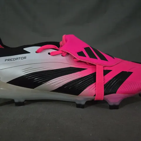 PAIR OF ADIDAS PREDATOR FOOTBALL BALL BOOTS IN PINK/WHITE/BLACK UK SIZE 9