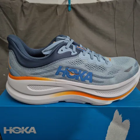 BOXED PAIR OF MENS HOKA BONDI 9 RUNNING TRAINERS - UK SIZE 10.5