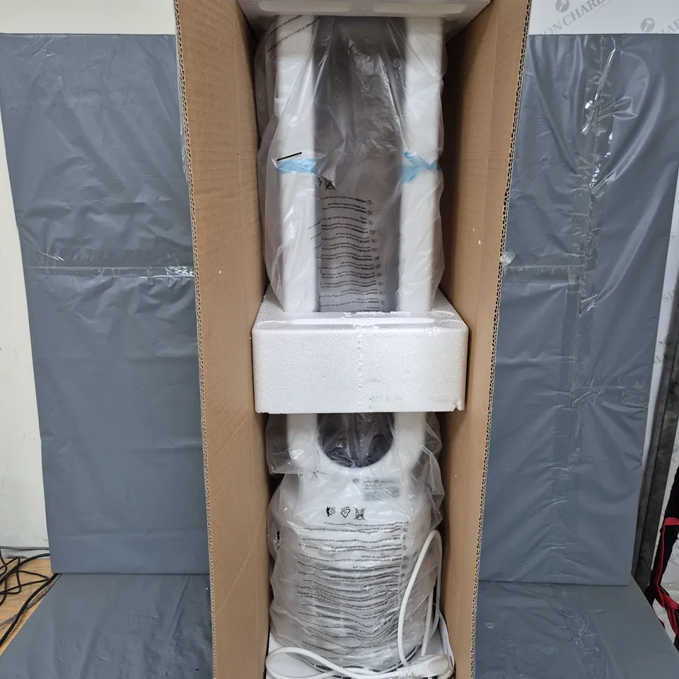 BOXED HOMESMART PURE AIR BLADELESS TOWER FAN IN WHITE/BLUE