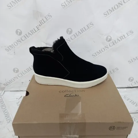 CLANKS LAYTON STAR BLACK SUEDE - SIZE 7 - BOXED