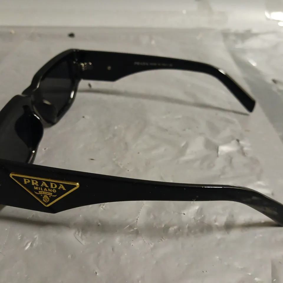PAIR OF PRADA CHUNKY BLACK FRAMED GLASSES IN CASE