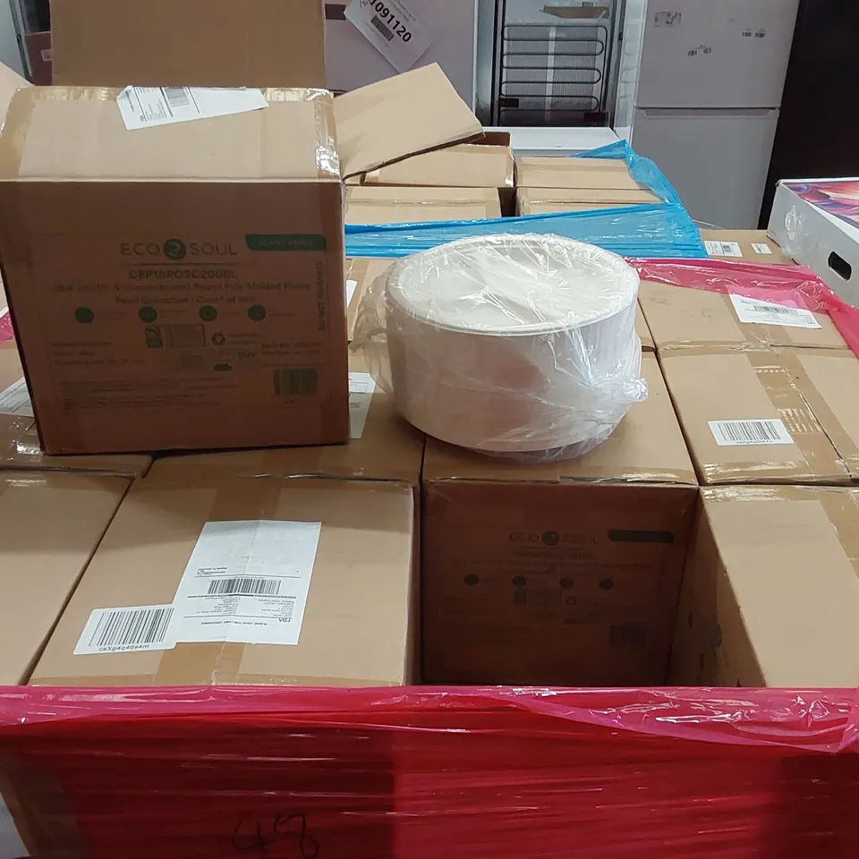 PALLET OF APPROXIMATELY 48 BOXES OF 200x 25.4CM (10" 3 COMPARTMENT) ROUND PULP MOLDED PLATES 