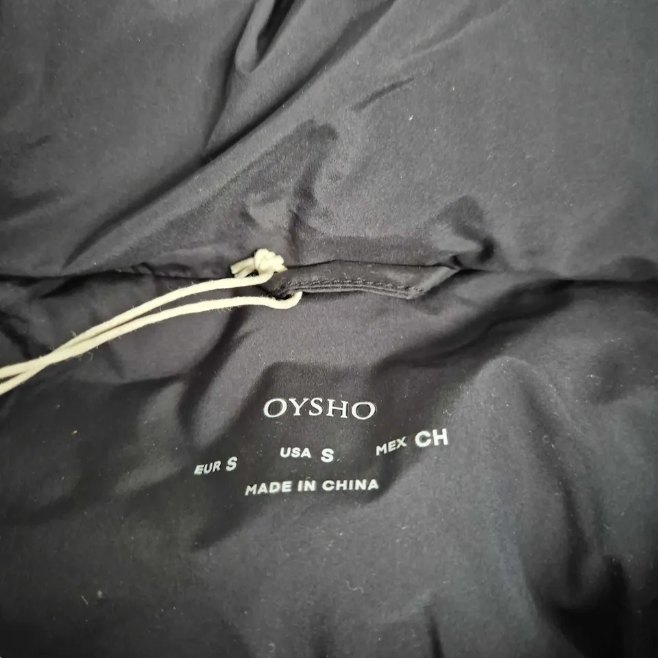 OYSHO WOMEN'S BLACK PUFFER JACKET – HOODED, WAIST BELT – EUR S (US S) – MADE IN CHINA