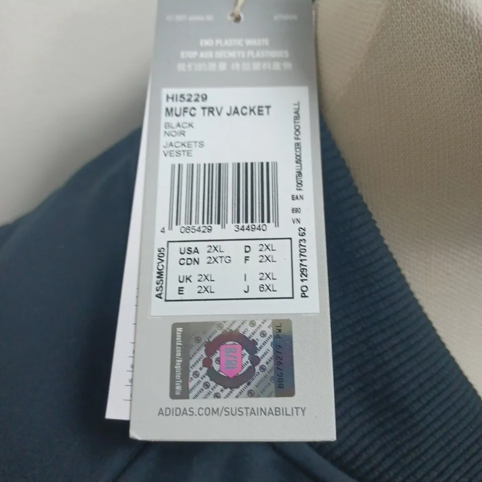 MUFC TRV JACKET IN BLACK - UK 2XL