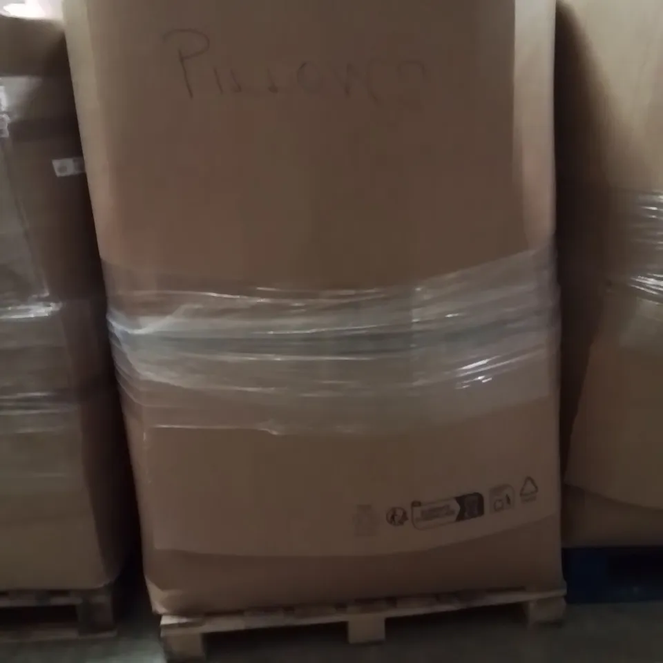 PALLET TO CONTAIN A LARGE QUANTITY OF PILLOWS