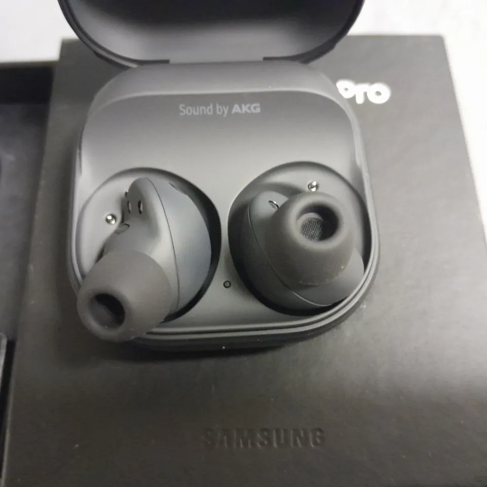 BOXED SAMSUNG GALAZY BUDS 2 PRO - GRAPHITE