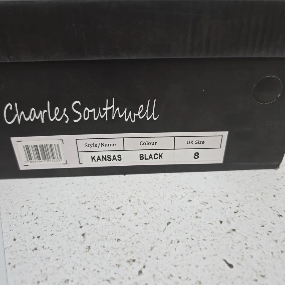 CHARLES SOUTHWELL KANSAS BLACK CHELSEA BOOTS – UK 8