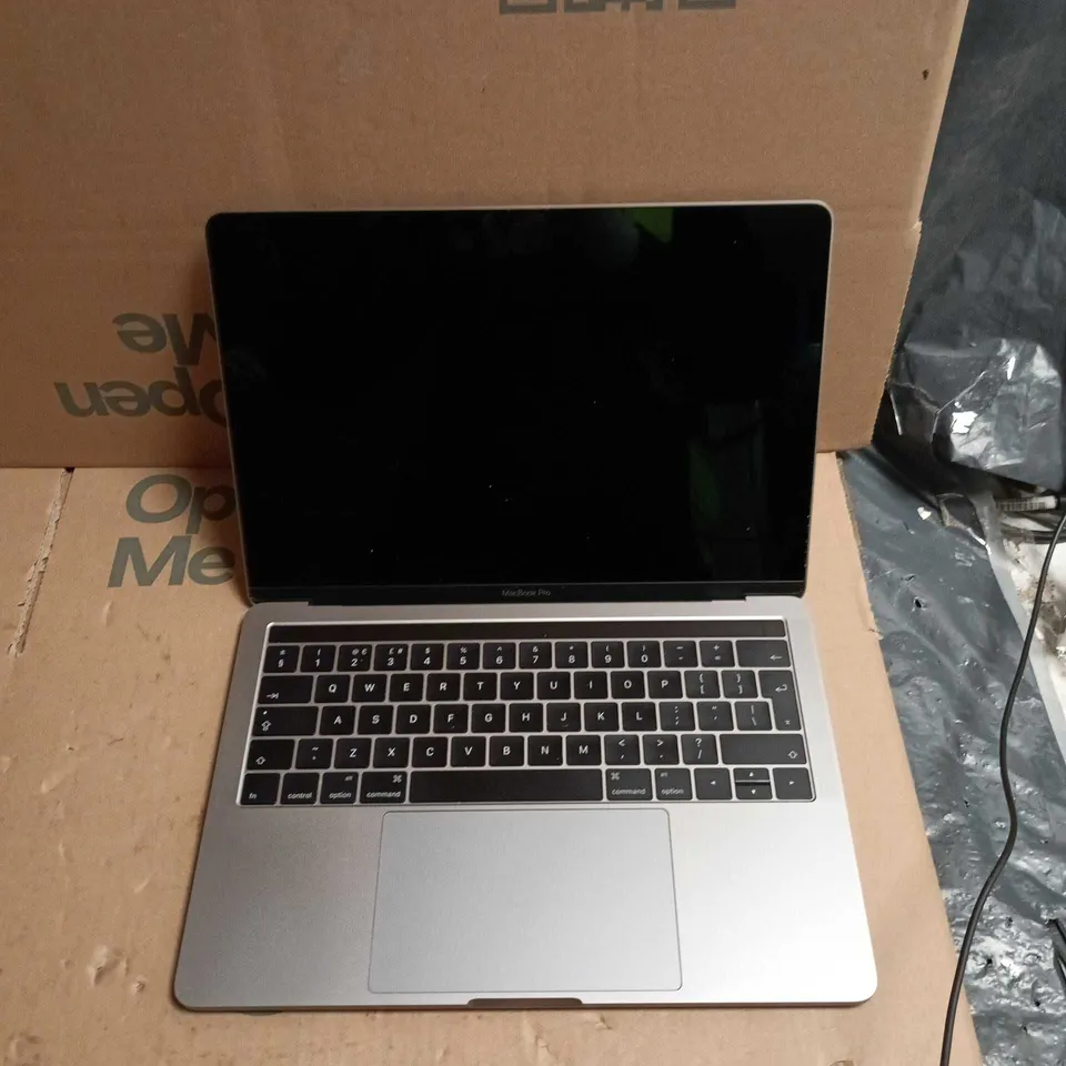 UNBOXED APPLE MACBOOK PRO 13-INCH (2016) RETINA LAPTOP – SILVER