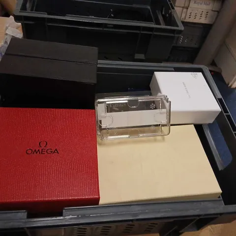 QUANTITY OF ASSORTED JEWELLERY BOXES AND PACKAGING