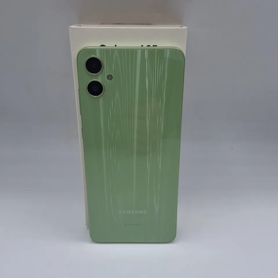 BOXED SAMSUNG GALAXY A05 4/64GB LIN LIGHT GREEN - SM-A055F