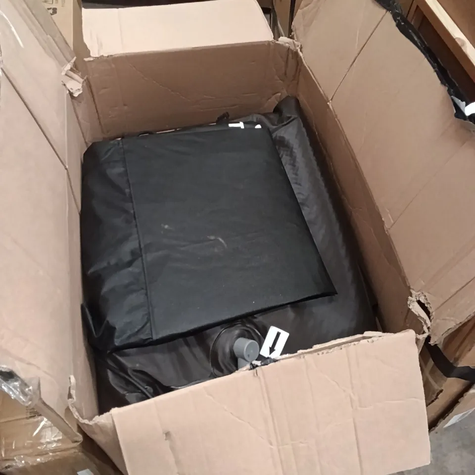 BOXED CLEVERSPA PANAMA 6 PERSON INFLATABLE HOT TUB (1 BOX)