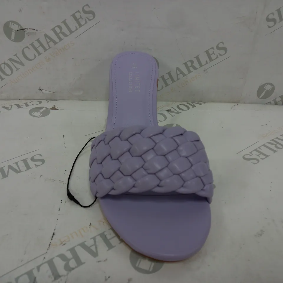 LIMITED COLLECTION PLAITED FASHION MULE MID HEEL IN LILAC - UK 6E